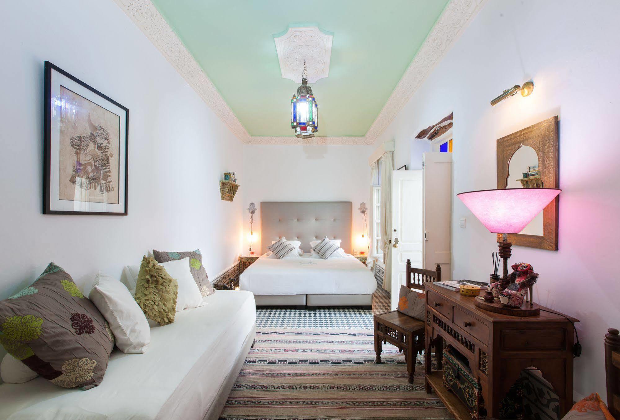 Riad Emotion Эс-Сувейра Экстерьер фото